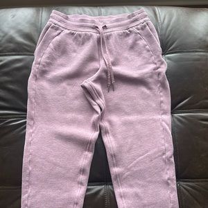 Lululemon women’s scuba sweatpants